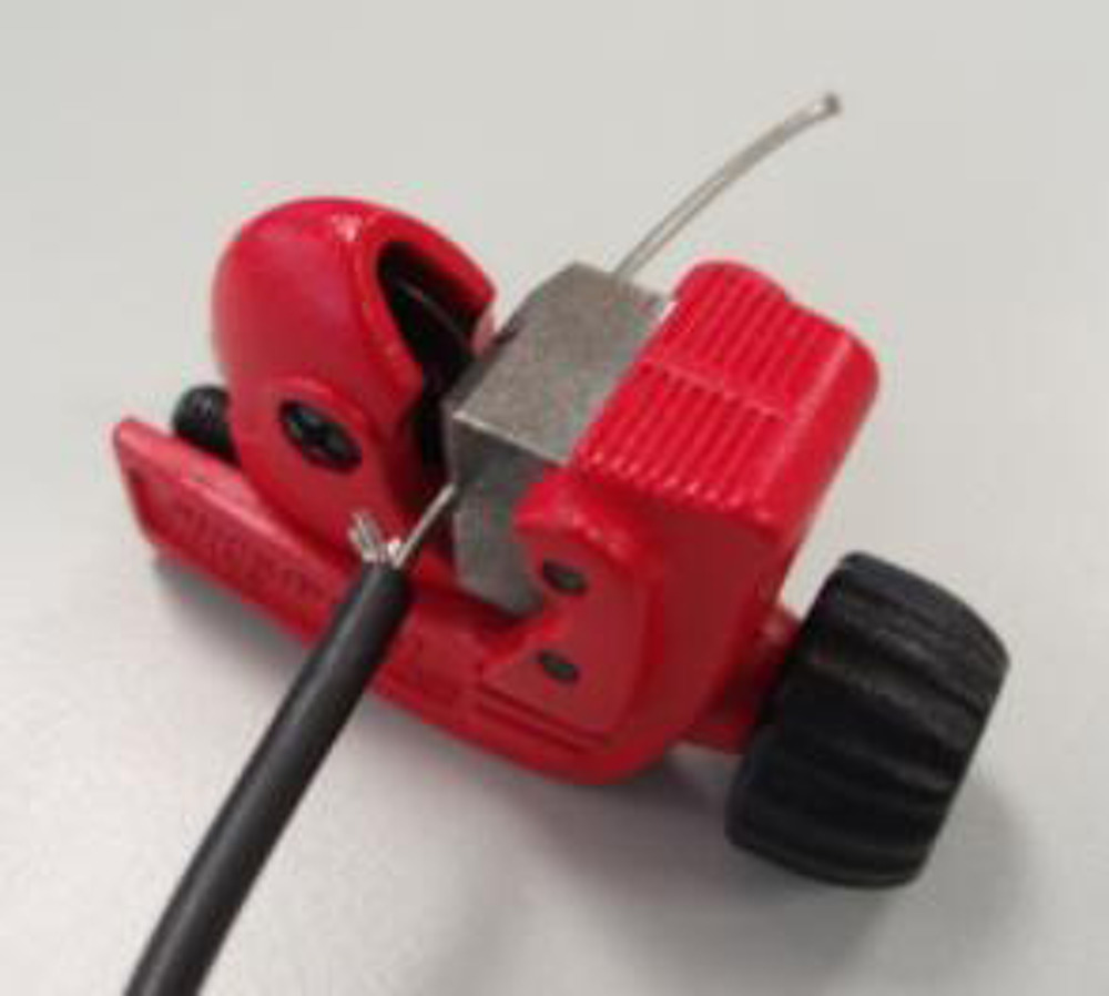 Schneidewerkzeug für LWL Stahl Sensorkabel 970153.IN